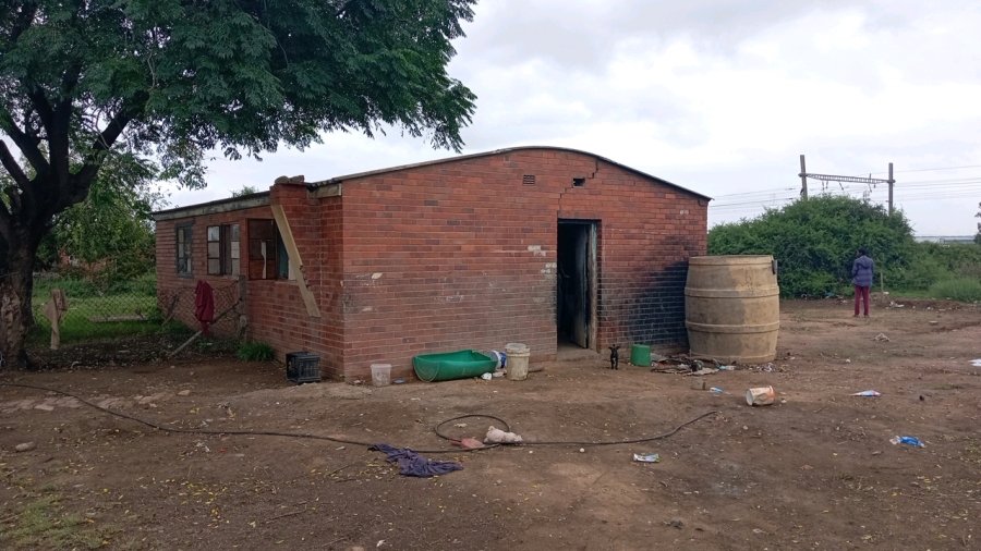 2 Bedroom Property for Sale in North Addo Road Phase 1 Eastern Cape